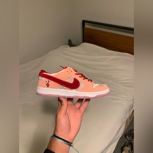 Nike Dunk Valentines Day Women Size 6.5